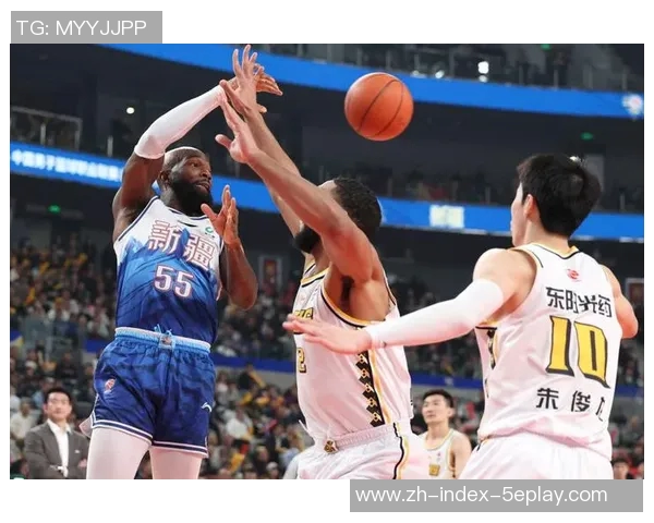 孙铭徽三度荣膺本土助攻王琼斯双拳出击得分助攻兼得